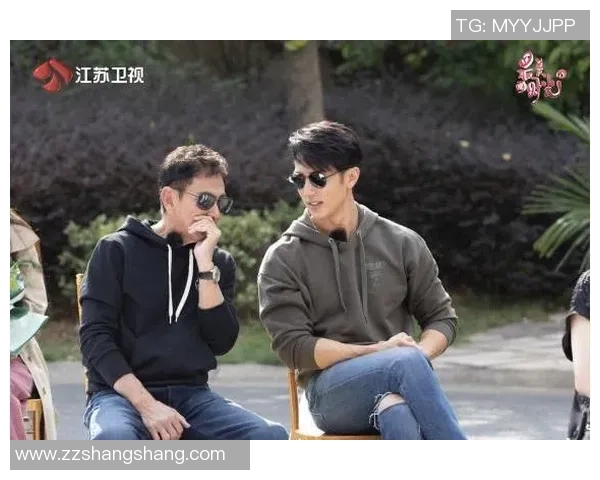 足球明星与家人温馨互动瞬间展现亲情与团结的美好时光